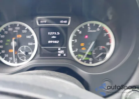 2017 Infiniti Qx30 z USA, uszkodzony, nr VIN SJKCH5CPXHA033733